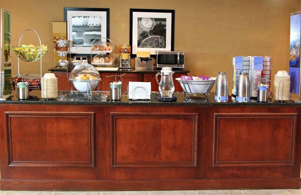 Hampton Inn & Suites Хопкинсвил Екстериор снимка