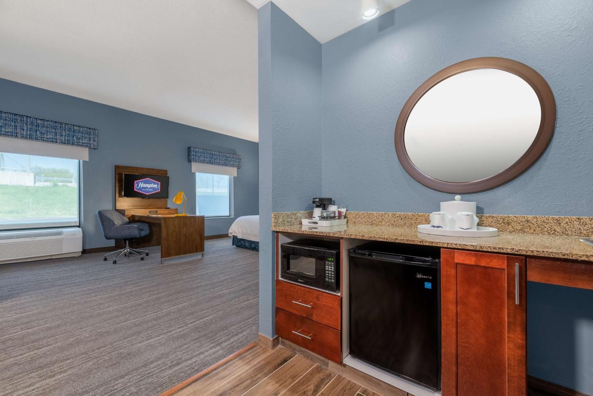 Hampton Inn & Suites Хопкинсвил Екстериор снимка