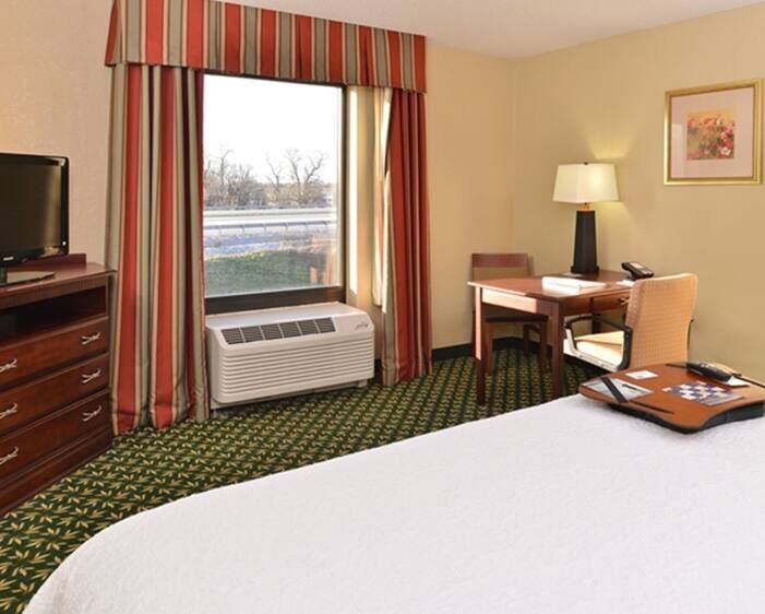 Hampton Inn & Suites Хопкинсвил Екстериор снимка